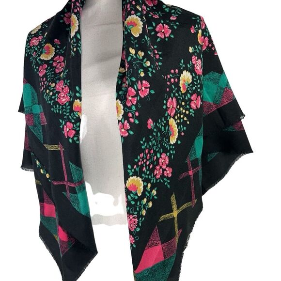 Large Floral Fringed Scarf Wrap Square Black Pink - Picture 5 of 6